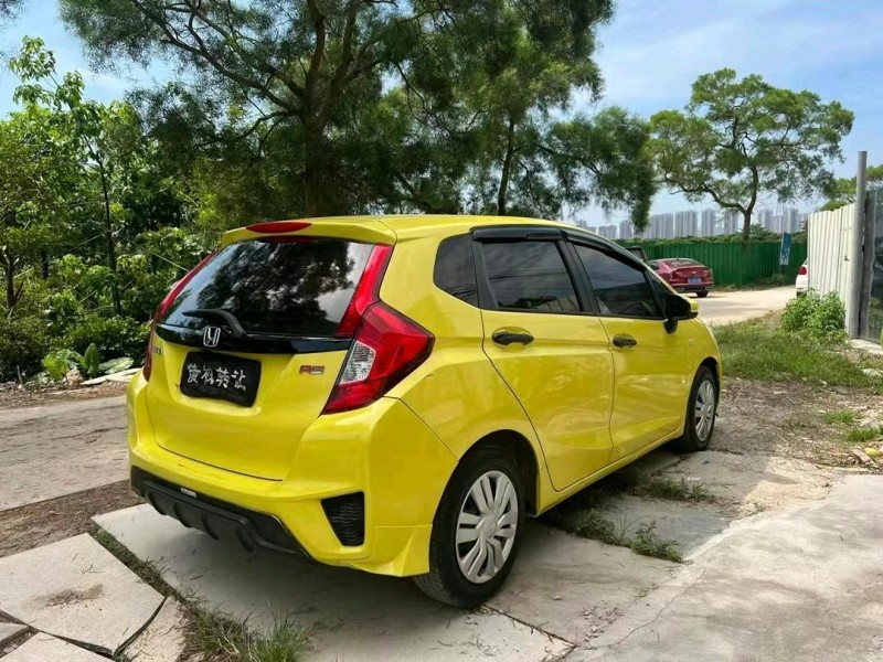 广州16年本田飞度3