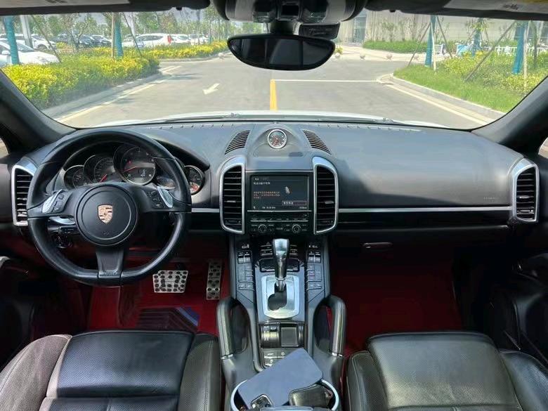 盐城13年保时捷卡宴3