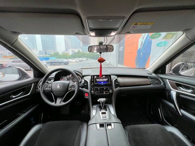 广州19年本田冠道6