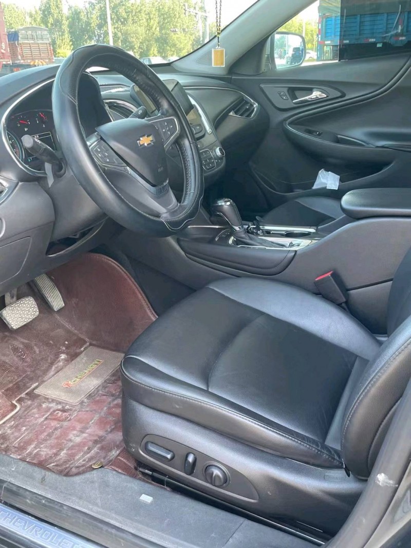 保定18年雪佛兰迈锐宝4