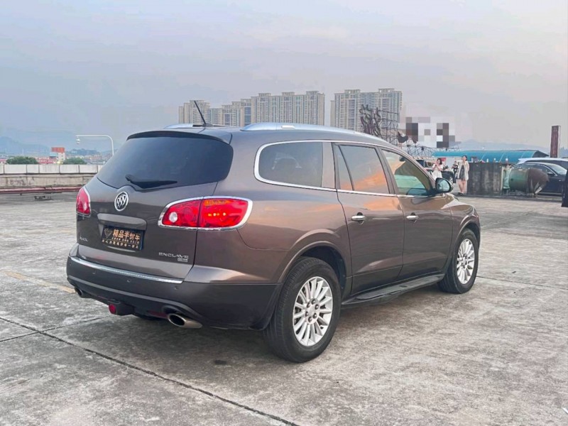 东莞10年别克昂科雷7