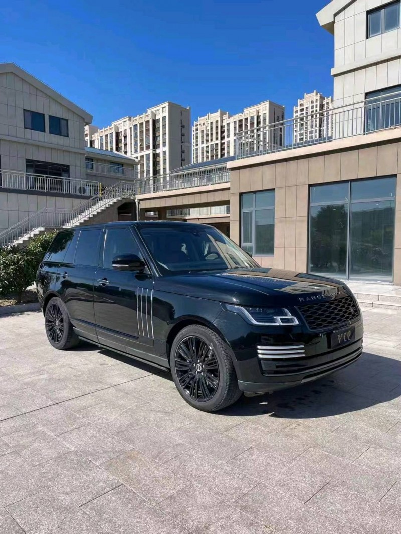 青岛18年路虎揽胜行政6