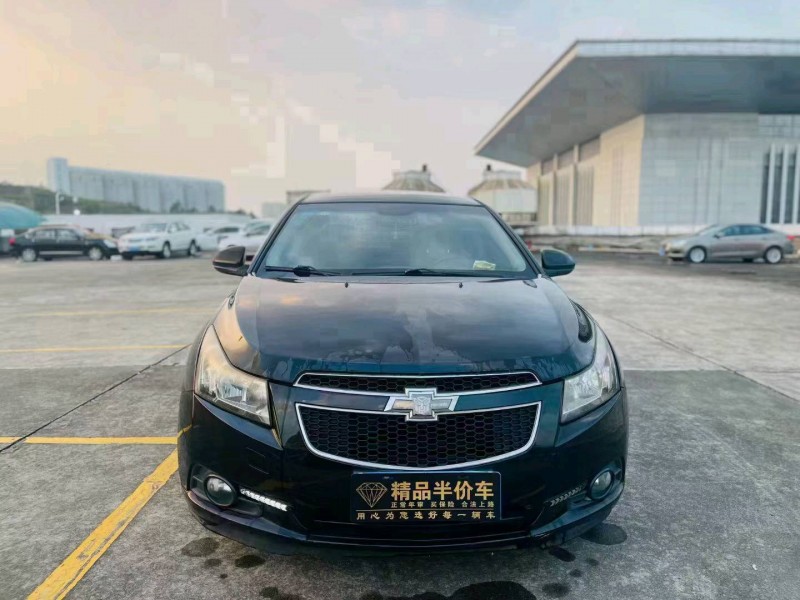 东莞10年雪佛兰科鲁兹9