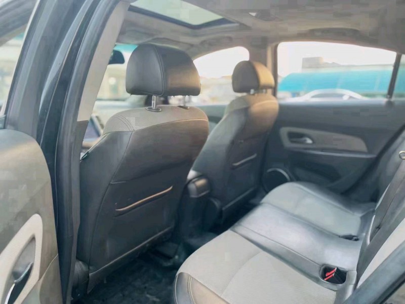 东莞10年雪佛兰科鲁兹6