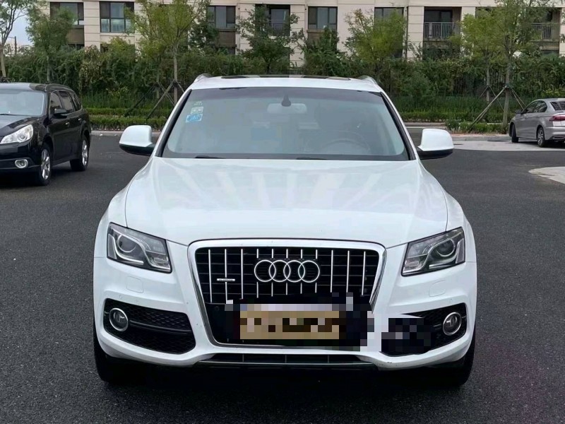 青岛12年奥迪Q511