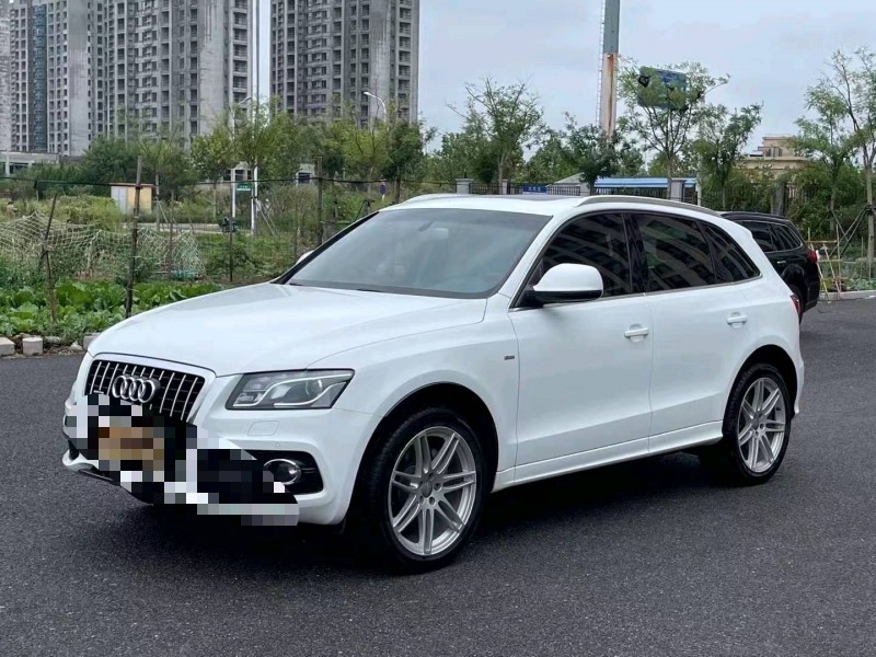 青岛12年奥迪Q510