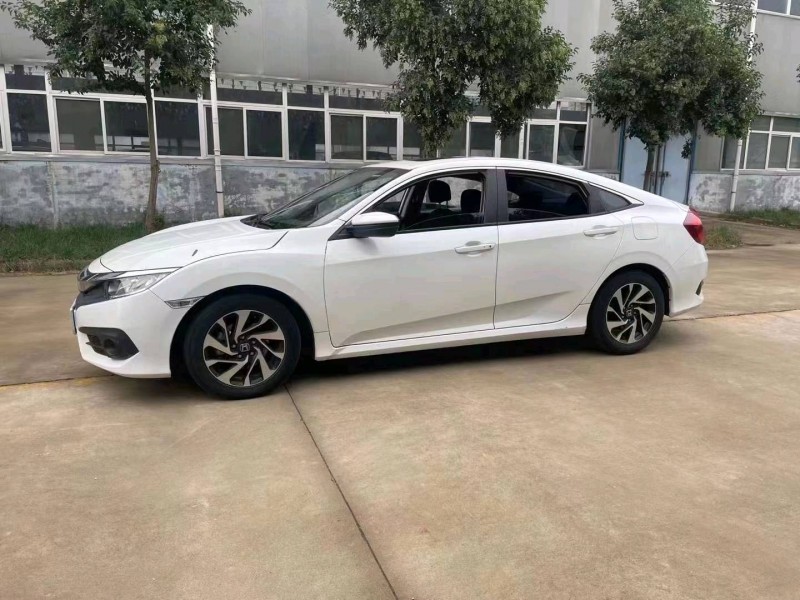 青岛18年本田思域8
