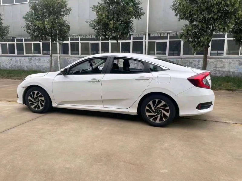 青岛18年本田思域3