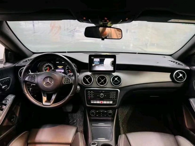 东莞18年奔驰CLA4