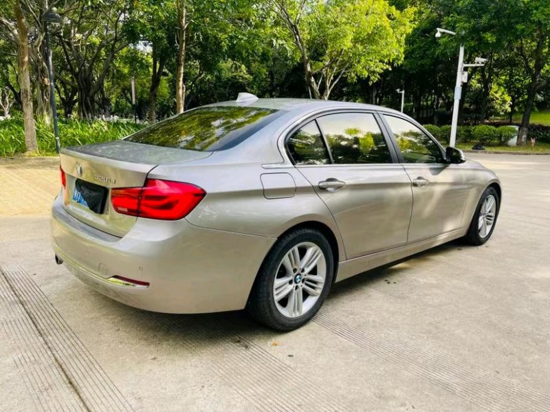 东莞17年宝马3系8