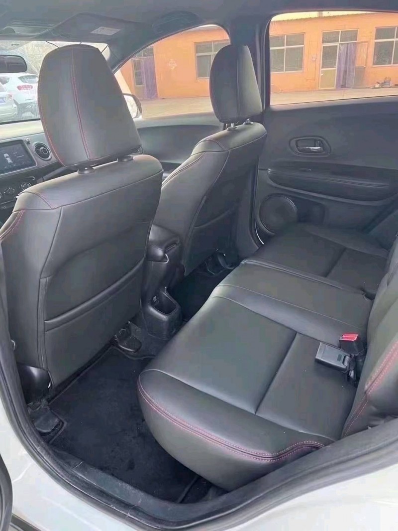 济宁18年本田XRV4