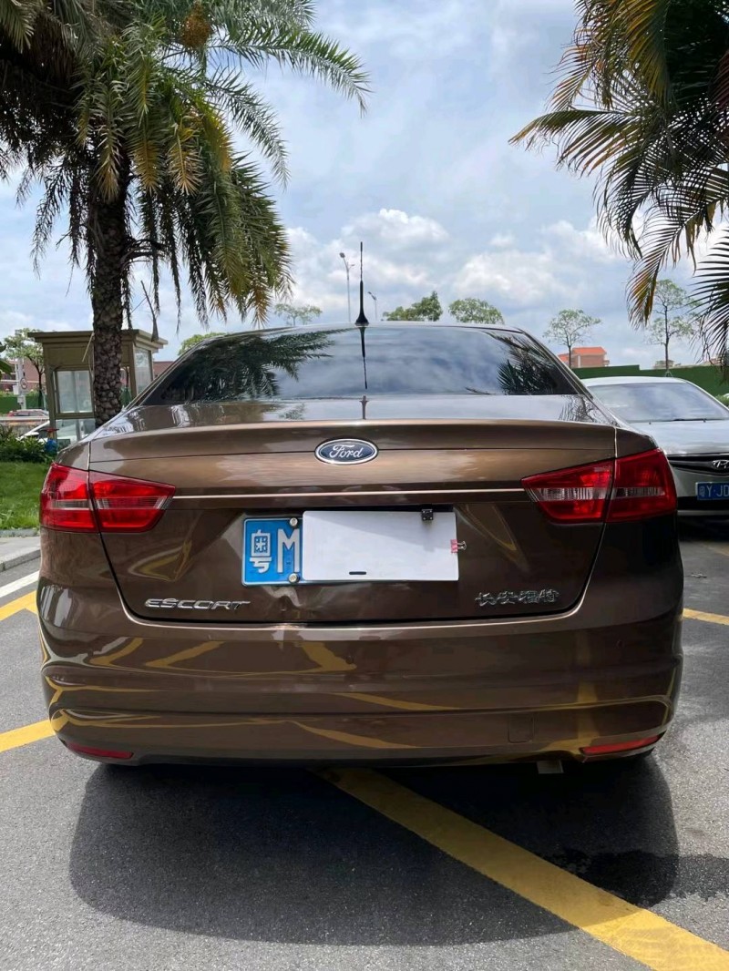 佛山17年福特福睿斯8