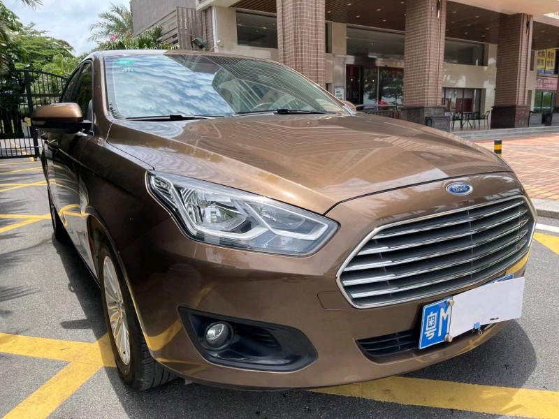 佛山17年福特福睿斯6