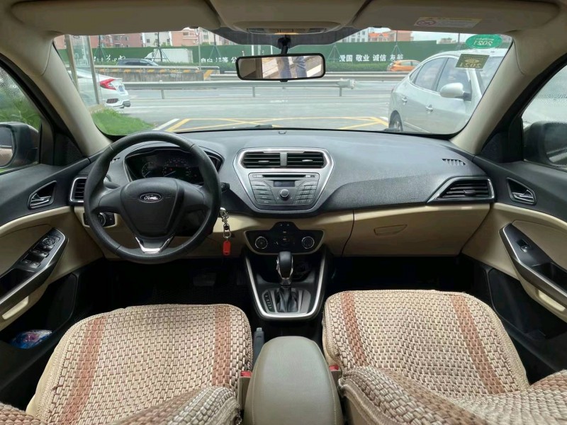 佛山17年福特福睿斯2