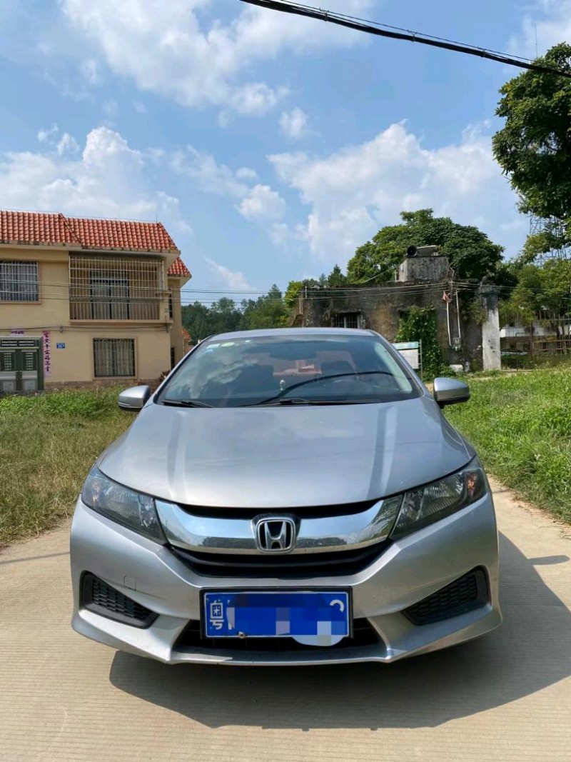 广州18年本田锋范1