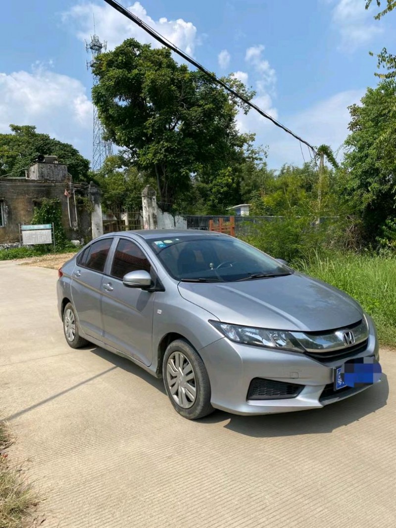 广州18年本田锋范3