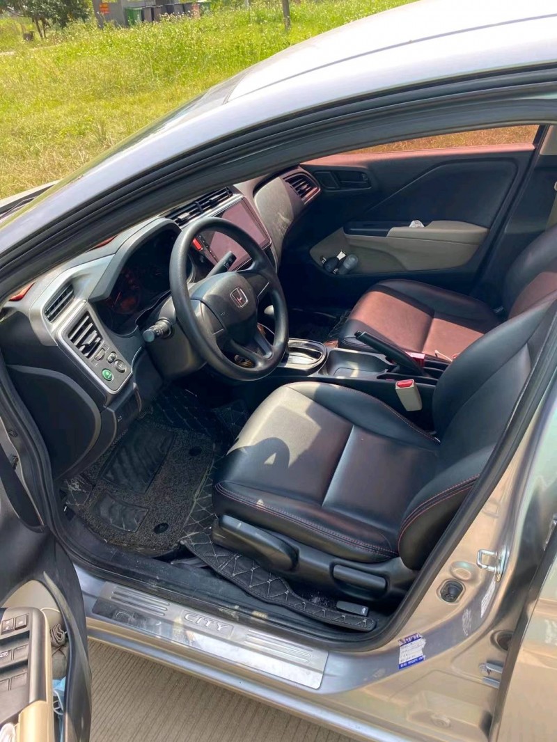 广州18年本田锋范7