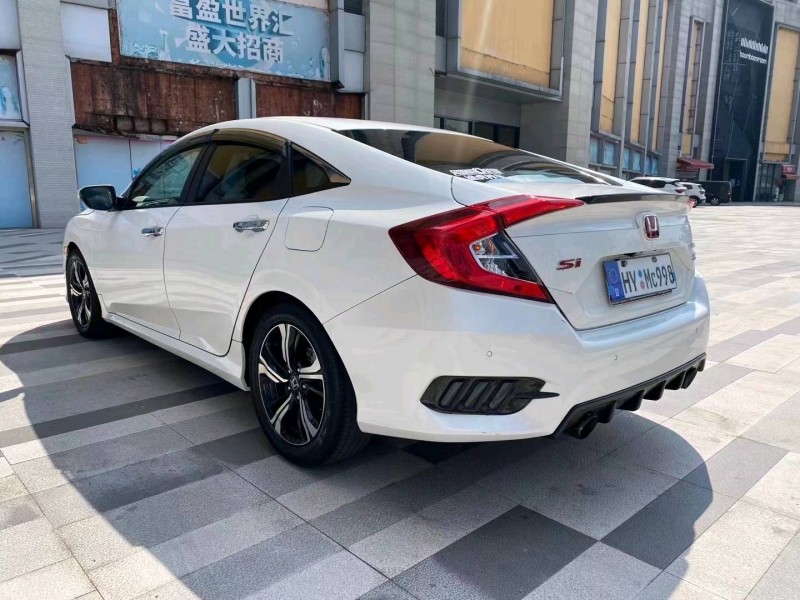 广州18年本田思域4