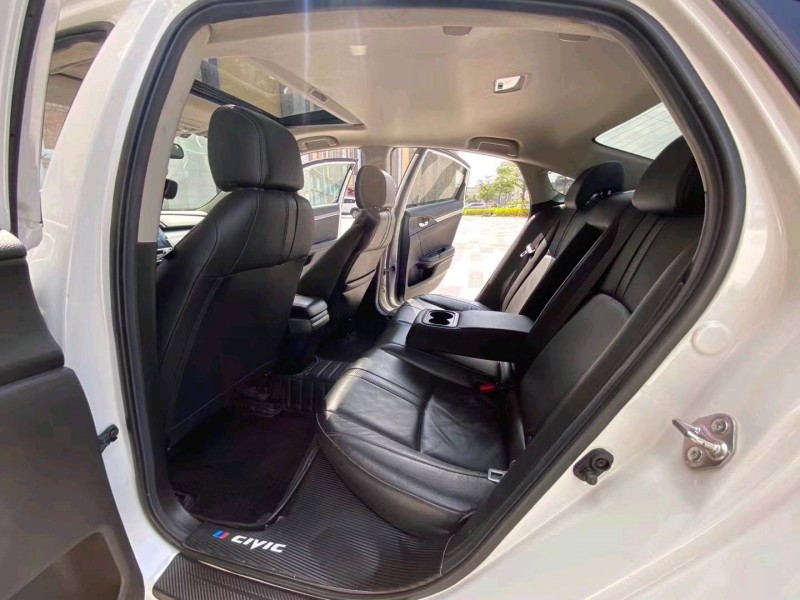 广州18年本田思域9