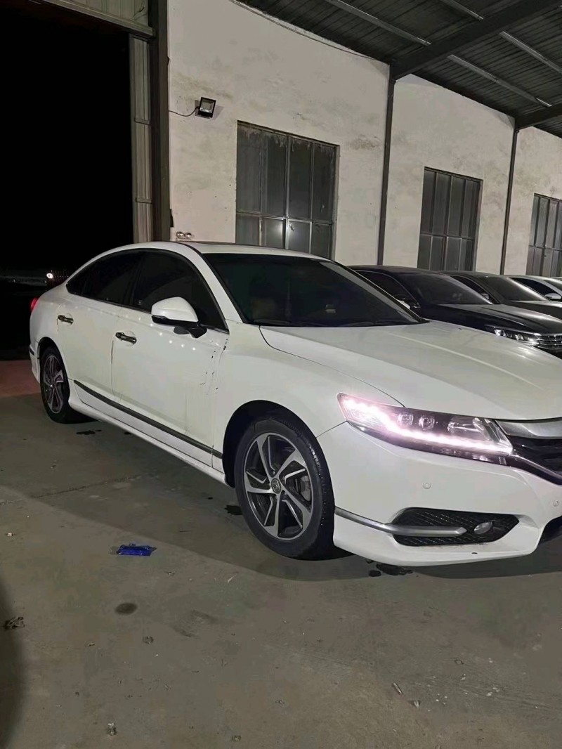 济南15年本田思铂睿2