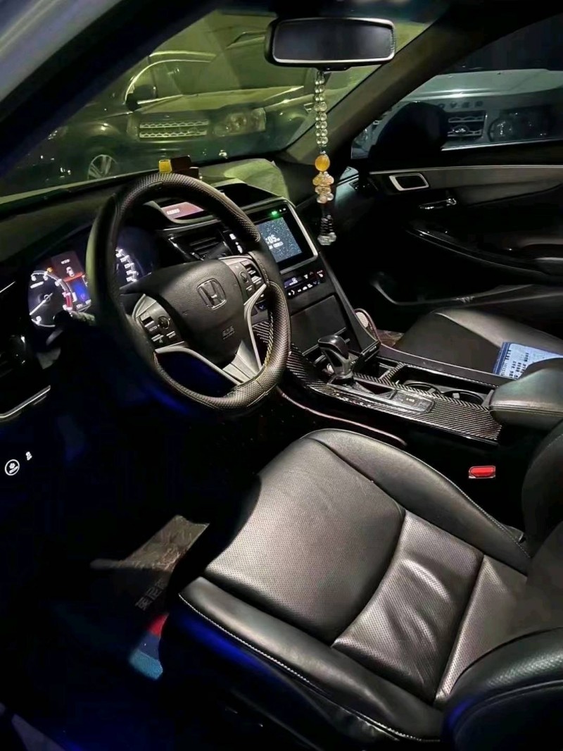 济南15年本田思铂睿6