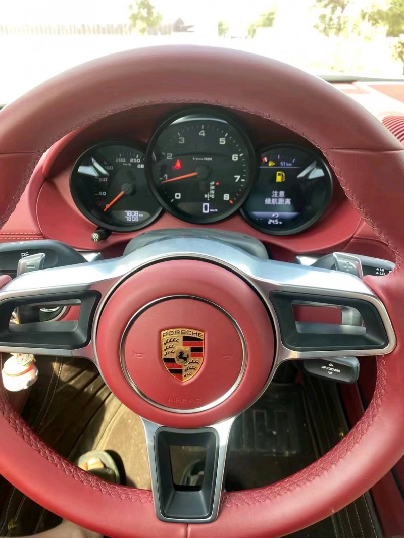 保定18年保时捷7184