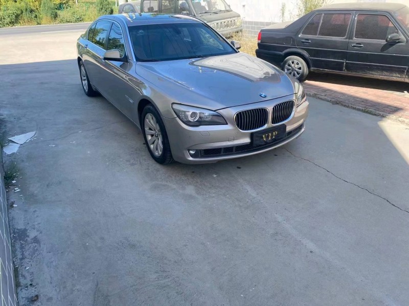 保定12年宝马7系3