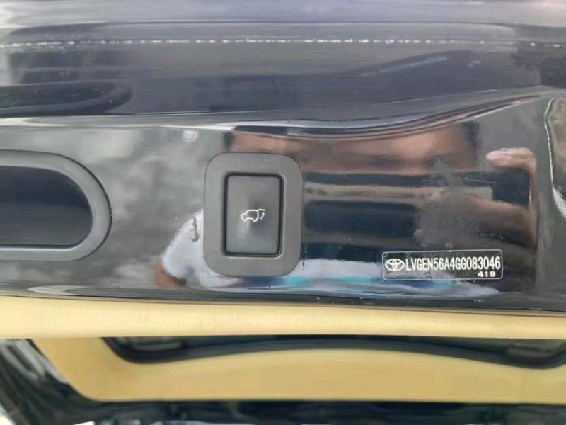 东莞16年丰田汉兰达9