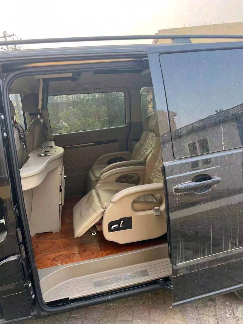 保定14年奔驰唯雅诺5