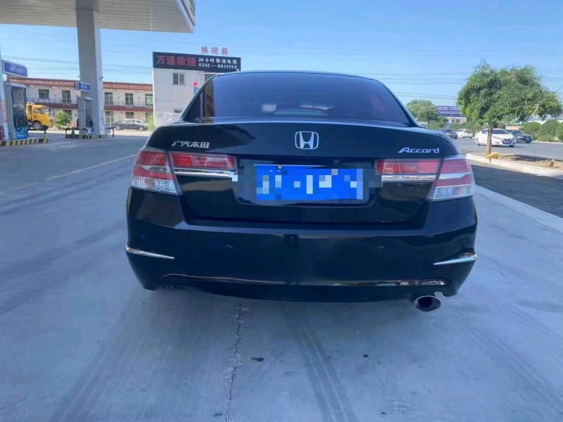 保定13年本田雅阁6