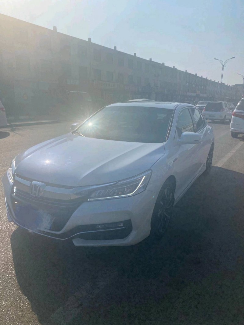 青岛19年本田雅阁2