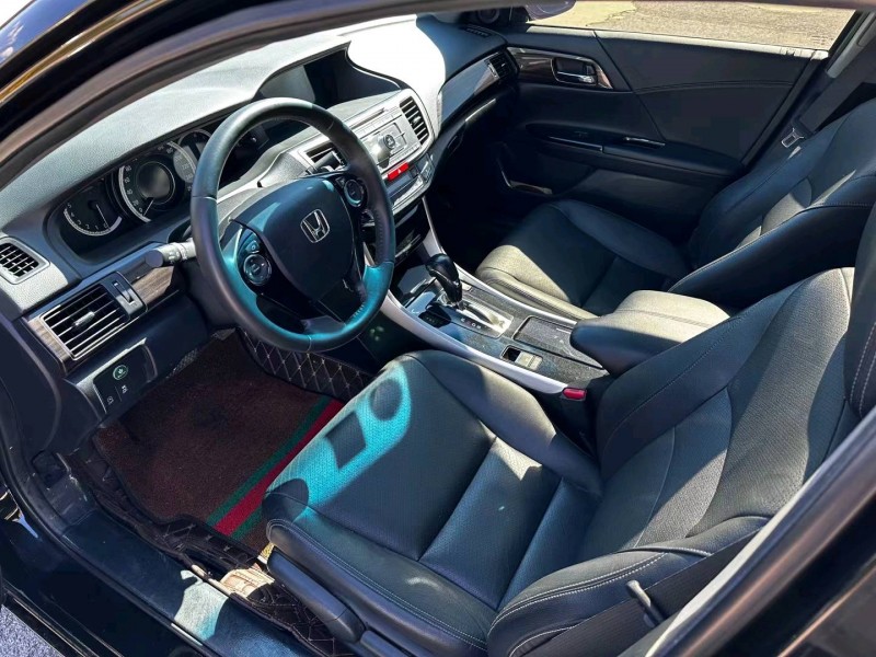 沈阳20年本田雅阁6