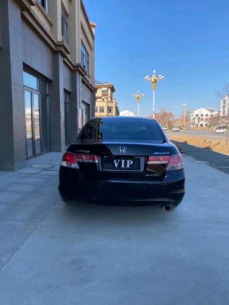 徐州11年本田雅阁8