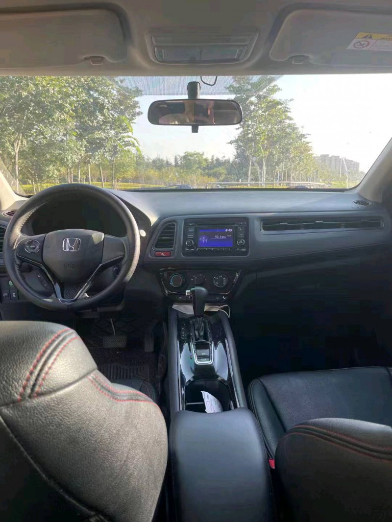 青岛16年本田缤智6