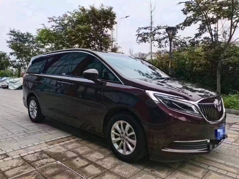 东营19年别克GL81