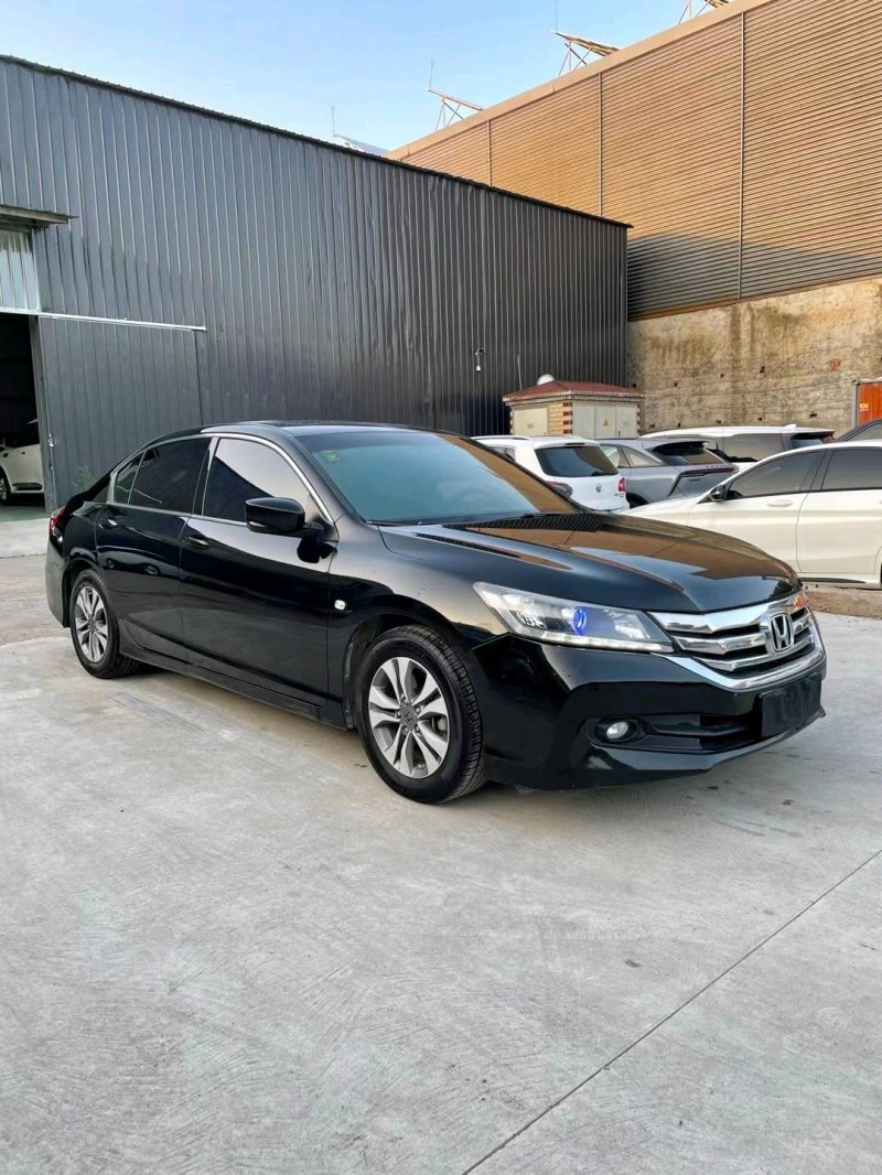 临沂14年本田雅阁2