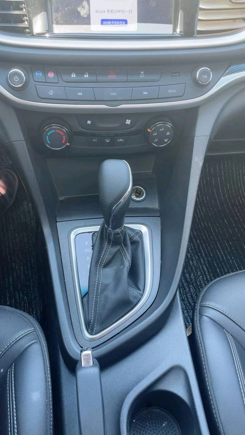 北京21年别克英朗1