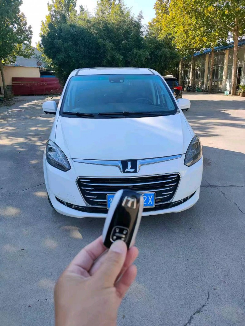 枣庄19年纳智捷大7 MPV9