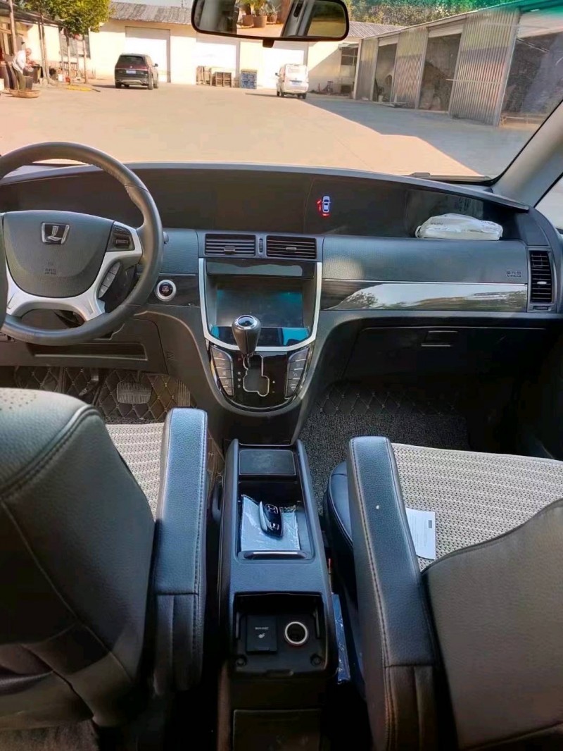 枣庄19年纳智捷大7 MPV2
