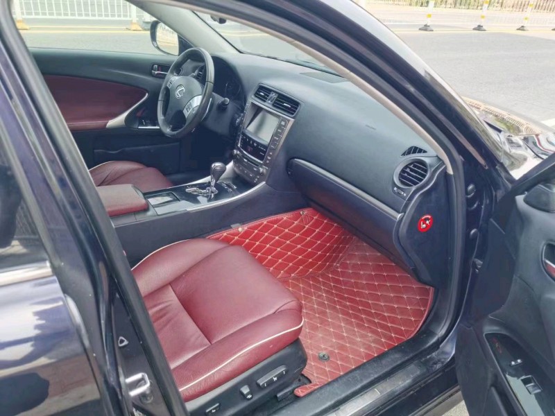东营20年雷克萨斯NX3
