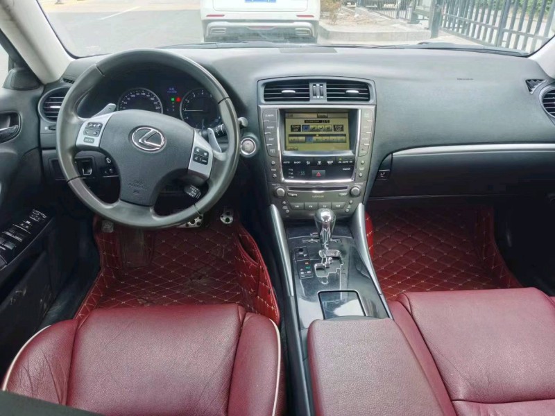 东营20年雷克萨斯NX1