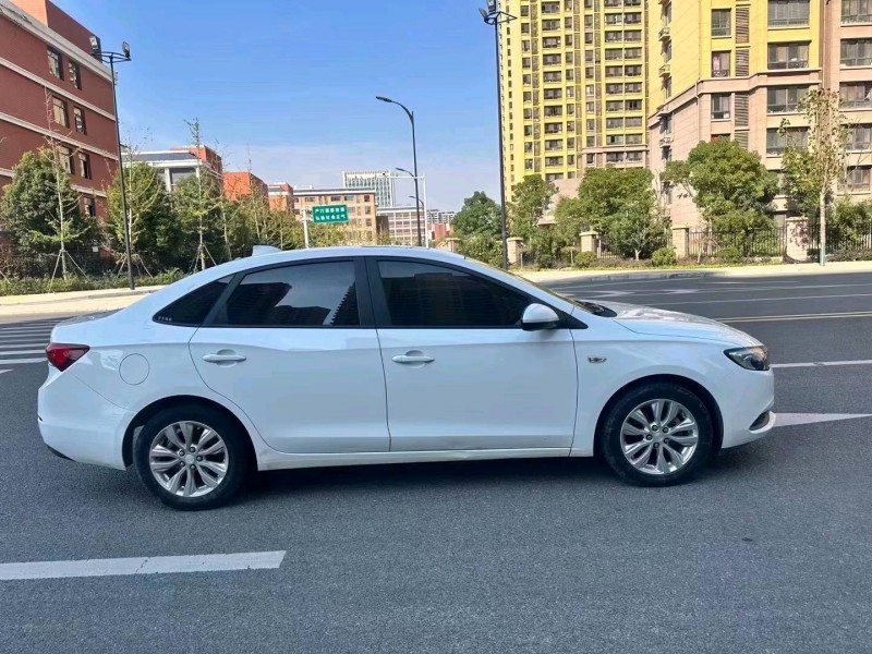 枣庄19年别克英朗6