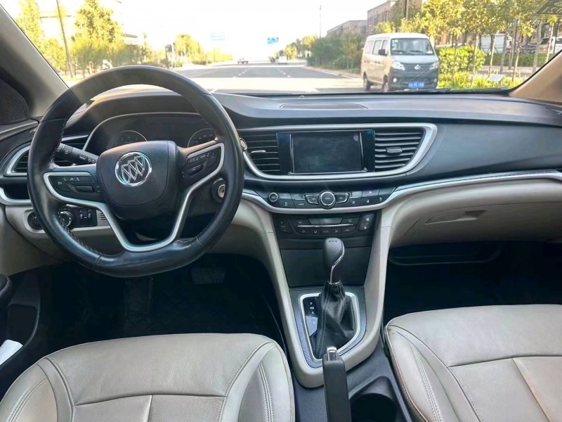 枣庄19年别克英朗7