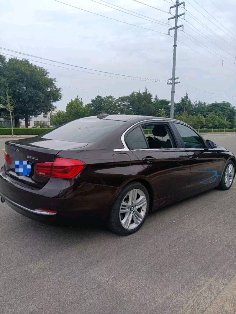 潍坊16年宝马3系8
