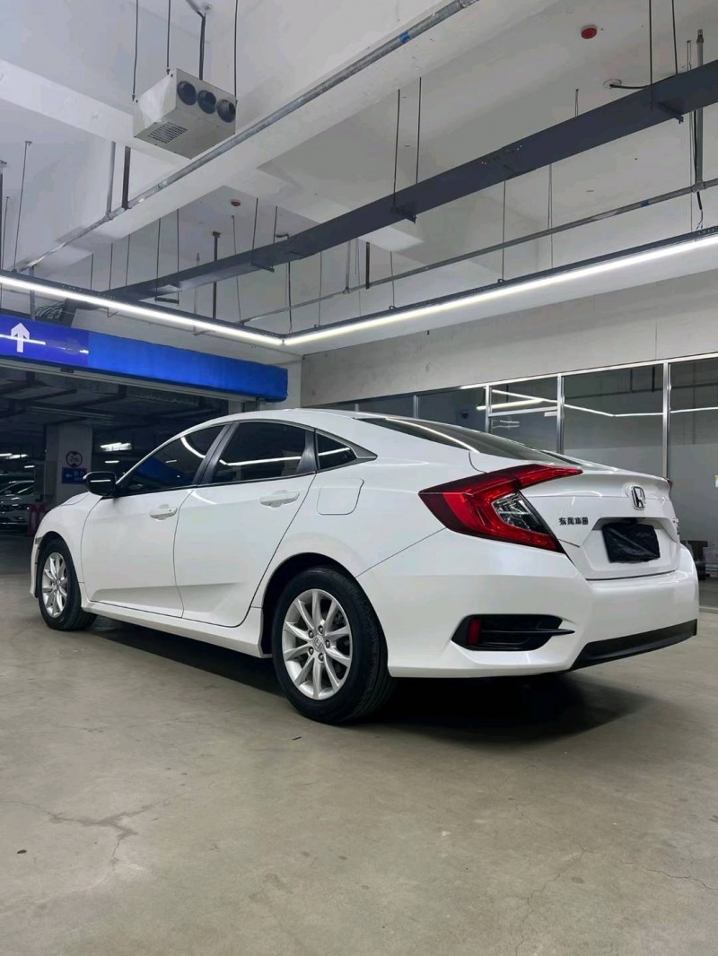 沈阳18年本田思域3