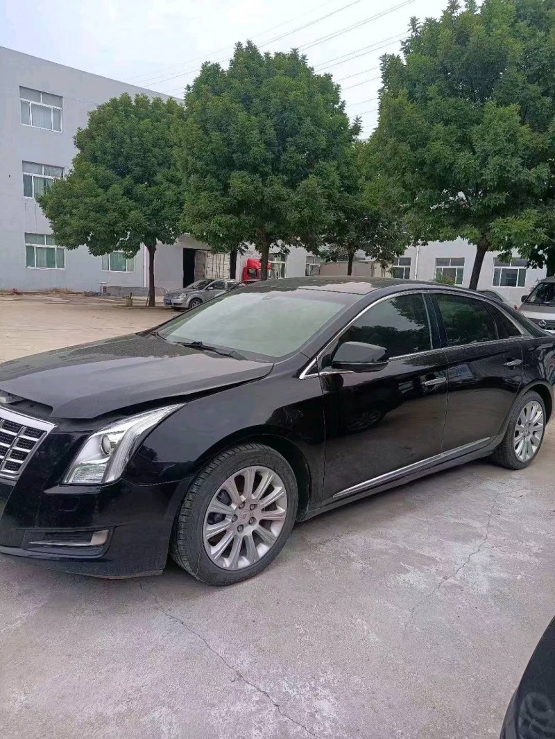 潍坊13年凯迪拉克XTS3
