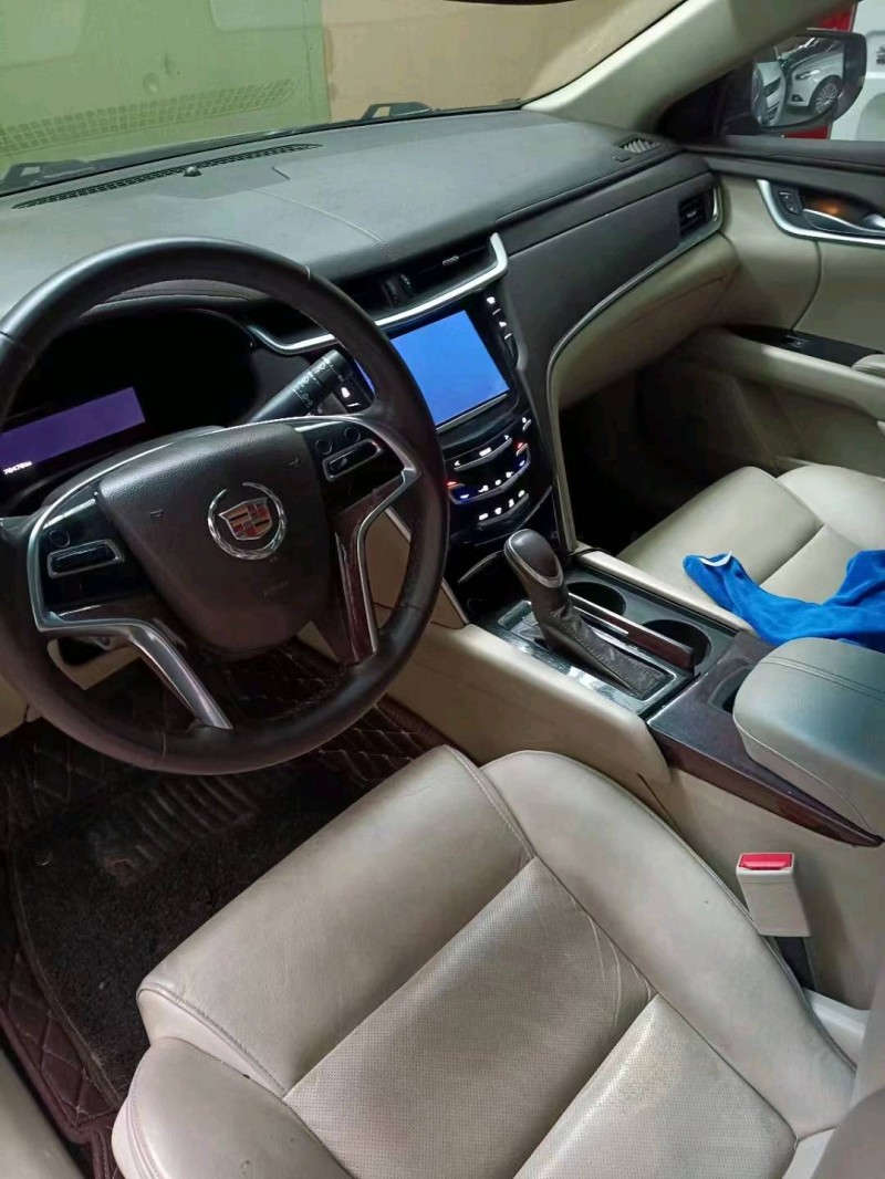 潍坊13年凯迪拉克XTS8