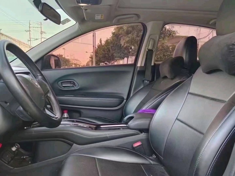 东营19年本田缤智4