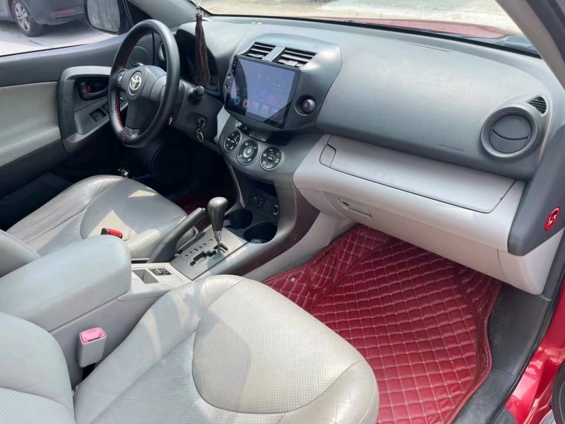 枣庄11年丰田RAV42