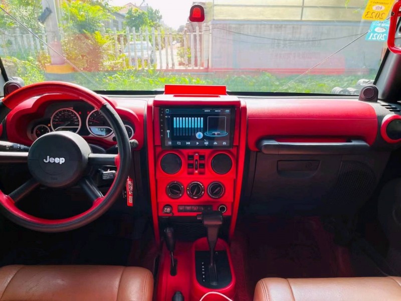 东营09年Jeep牧马人8